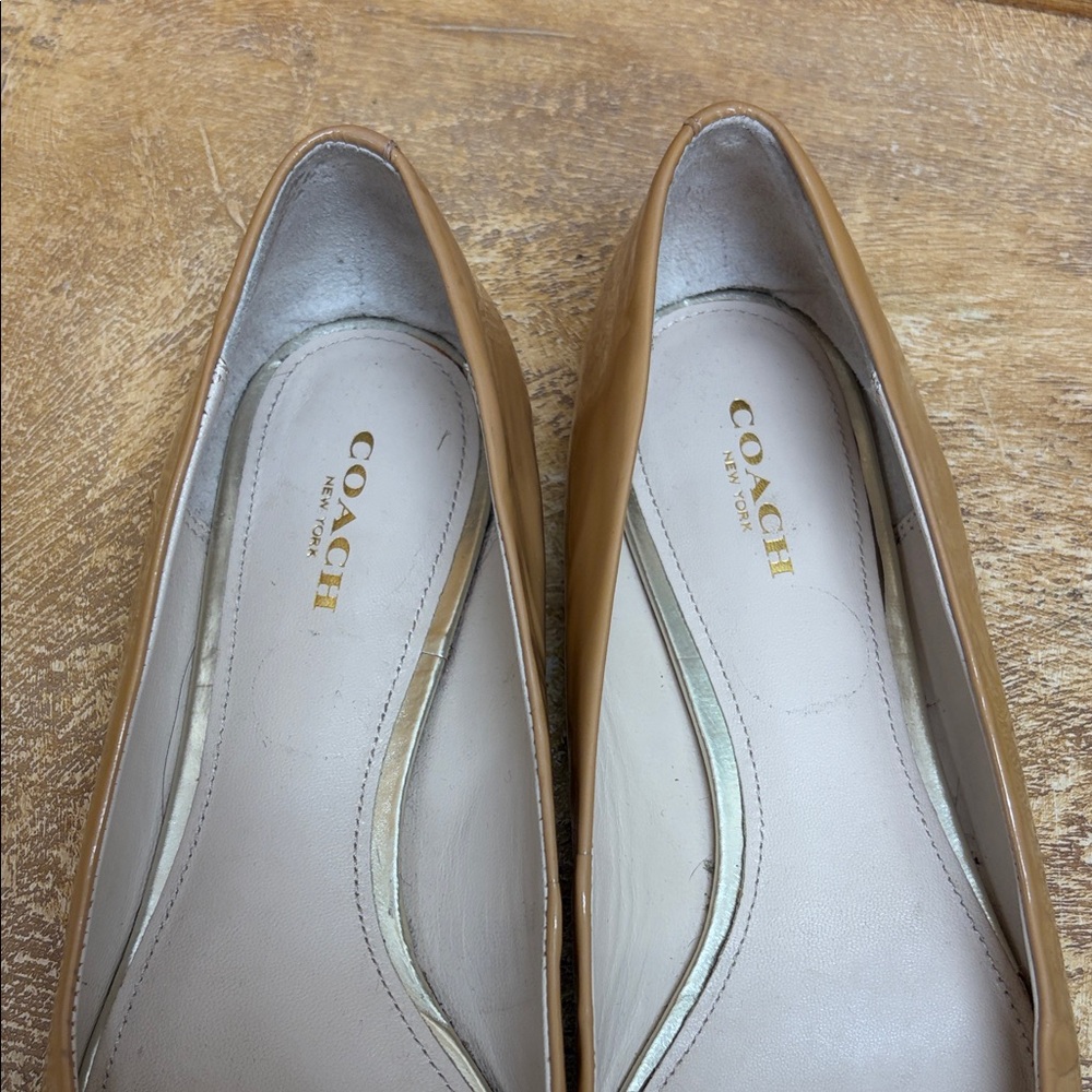 Coach Beige Patent Leather Flats with Metallic Bow - Picture 4 of 9